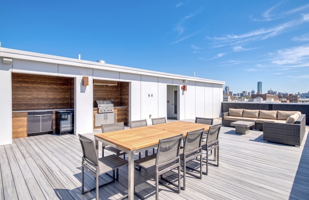 377 West First Street, Unit 2 Boston, MA 02127 - Photo 22 of 23