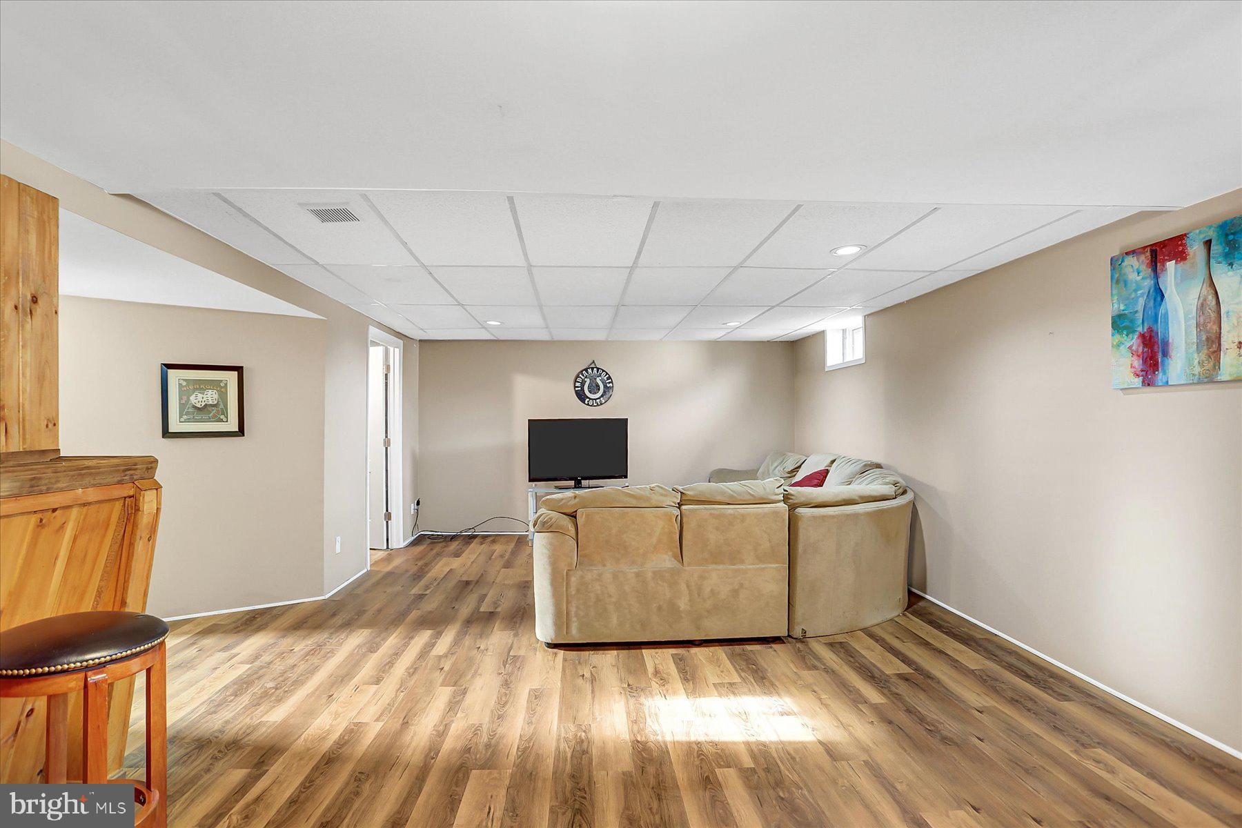 550 Ridge Avenue Harrisburg, PA 17111 - Photo 26 of 38 Family Room