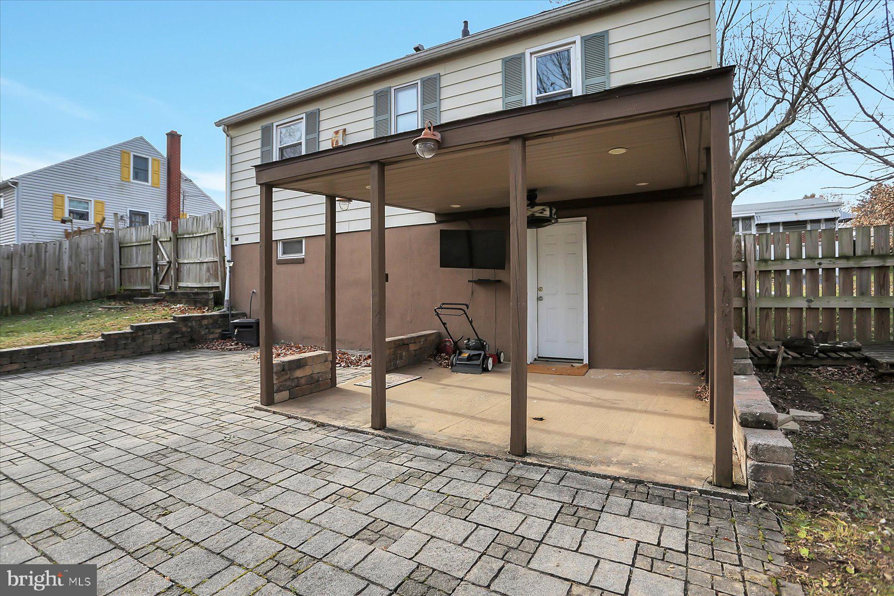 550 Ridge Avenue Harrisburg, PA 17111 - Photo 38 of 38 Back Patio