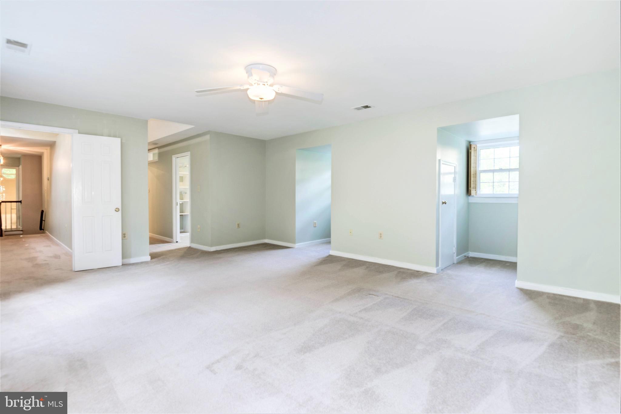 10322 Dunn Meadow Road Vienna, VA 22182 - Photo 22 of 45