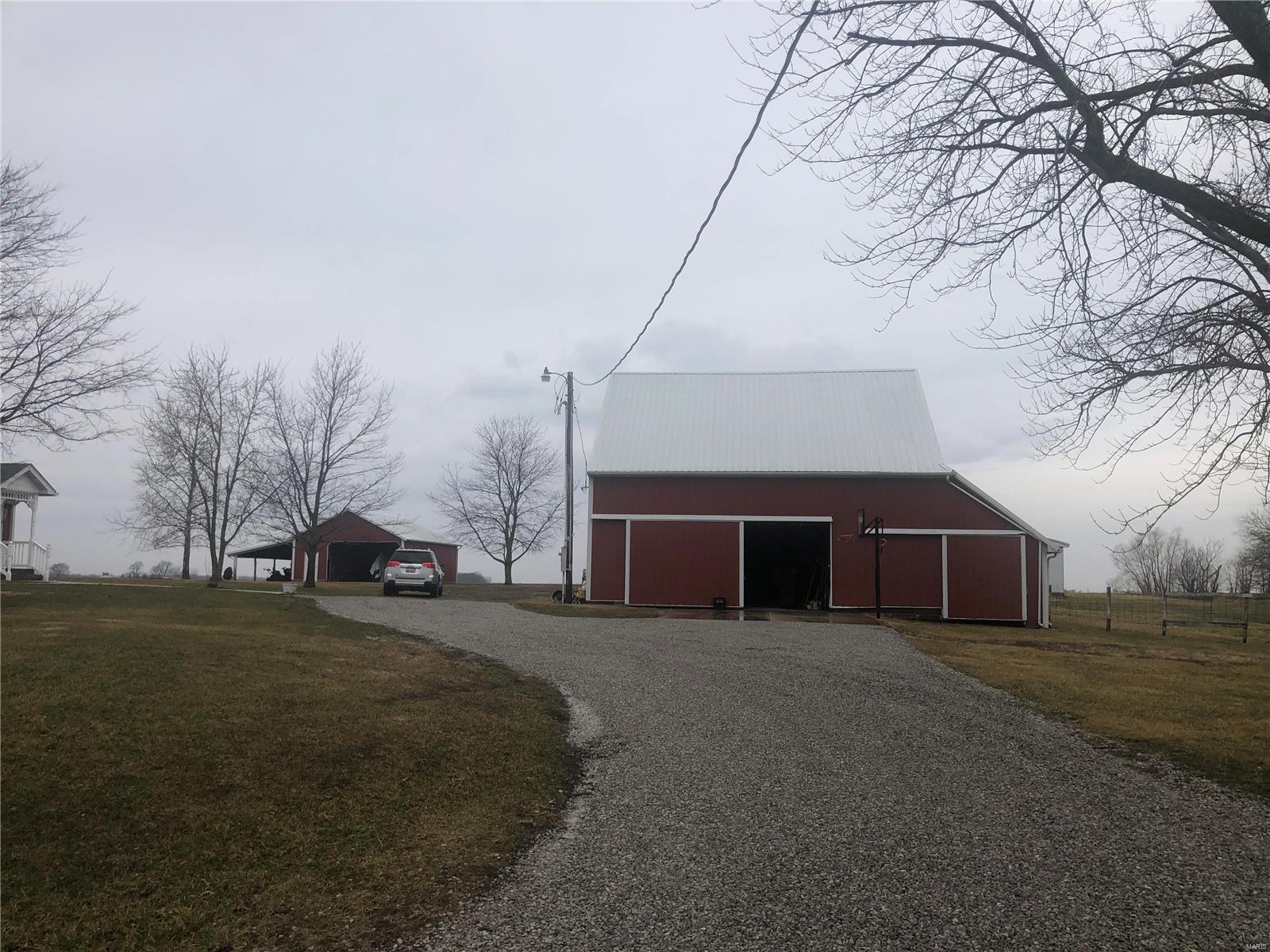 17229 Diamond Springs Road Carlyle, IL 62231 - Photo 16 of 59