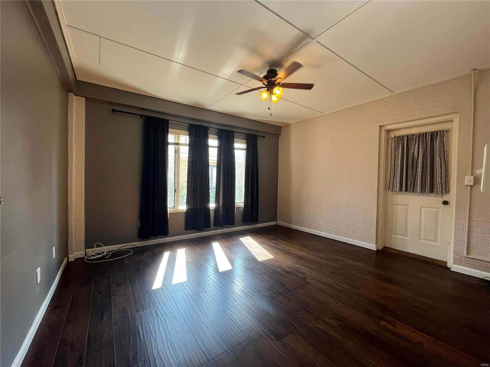 167 Woodlawn Road Quincy, IL 62301 - Photo 8 of 21 Gallery Image 8