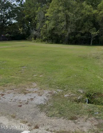 $10,000 | 4513 Mill Street, Moss Point, MS 39563