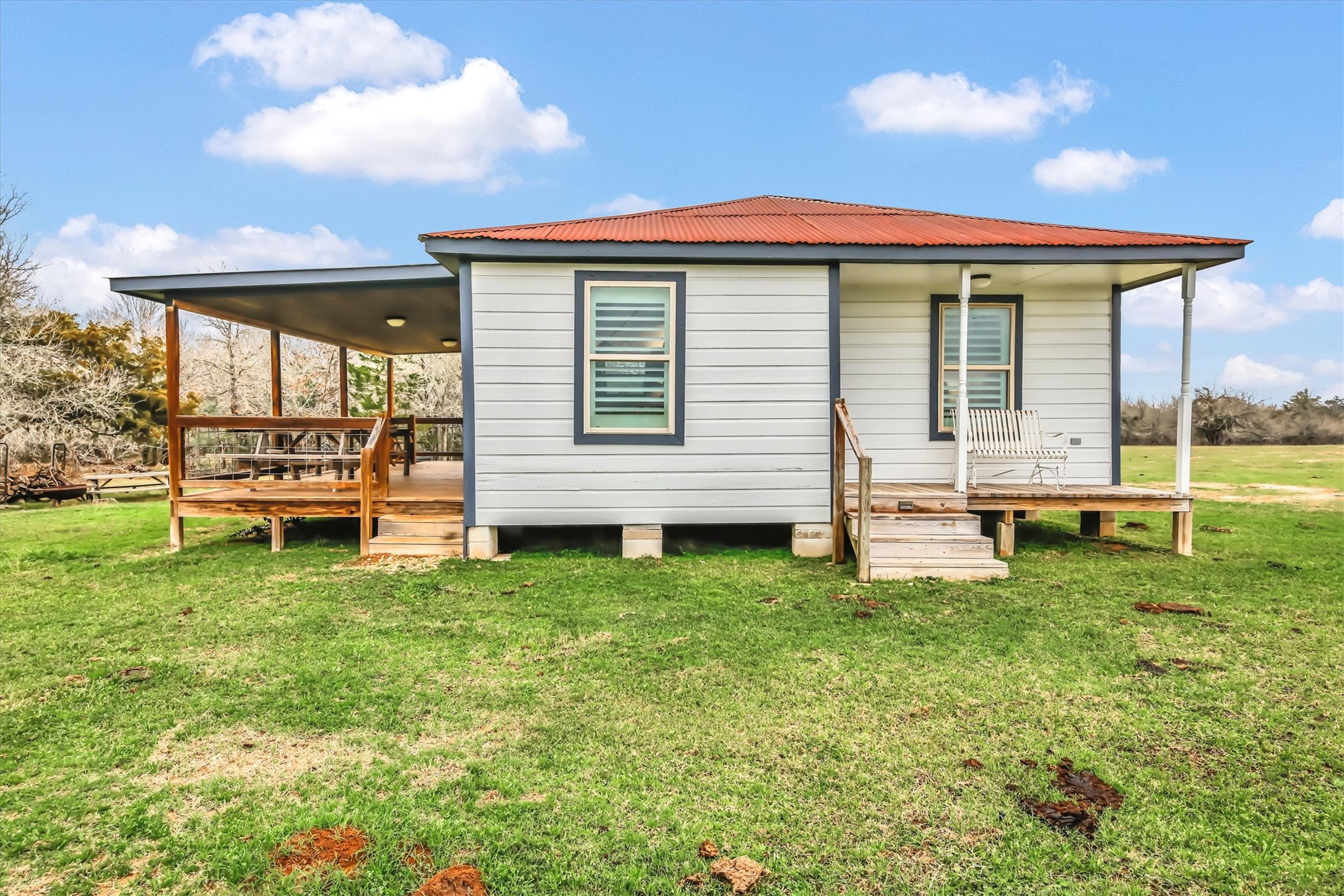 2810 West Old Lockhart Road Muldoon, TX 78949 - Photo 18 of 42 Front of Lil House