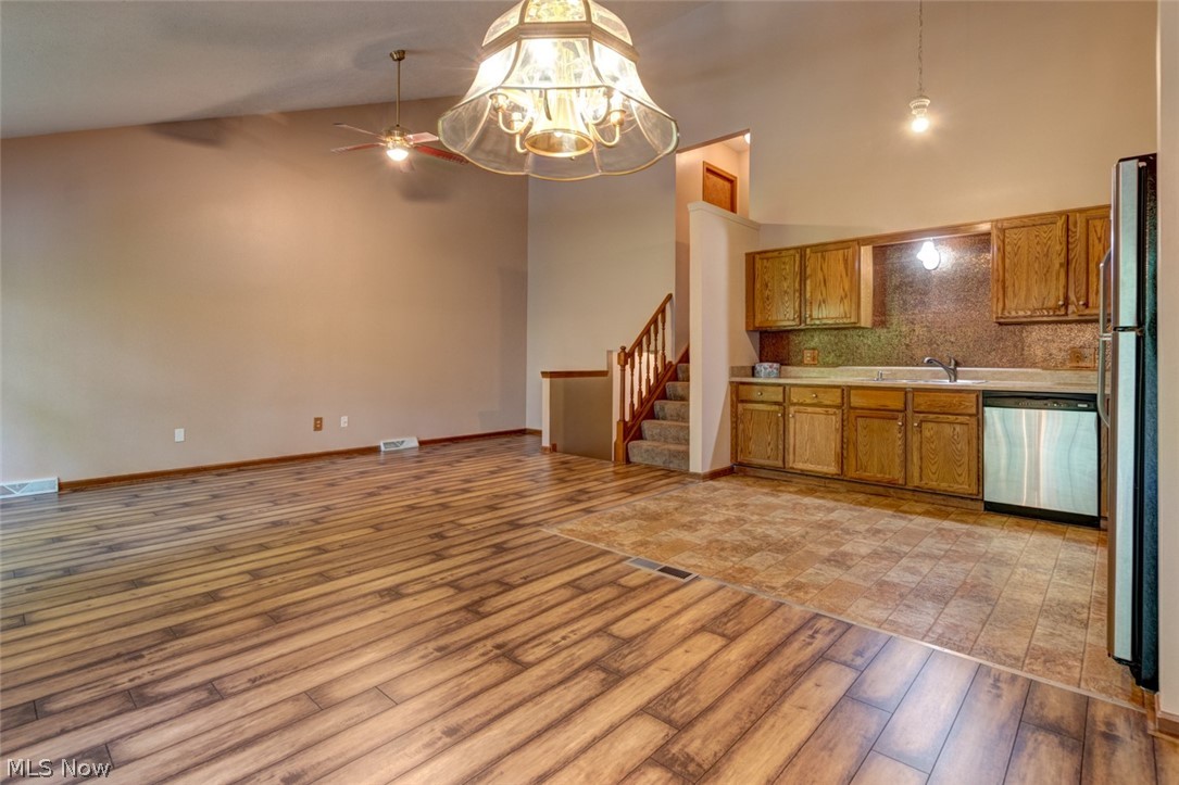 8429 Hendricks Road Mentor, OH 44060 - Photo 7 of 26