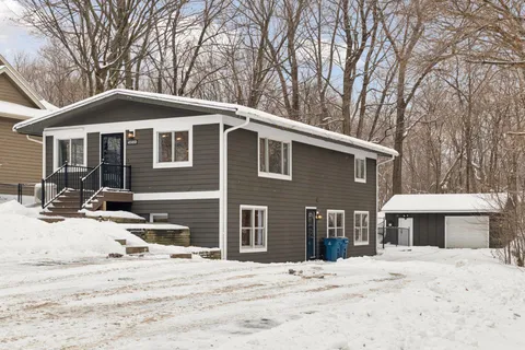 $595,000 | 4980 Suburban Drive, Excelsior, MN 55331