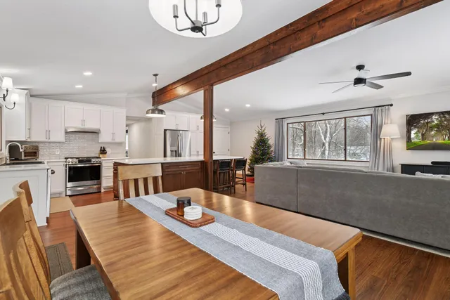 $595,000 | 4980 Suburban Drive, Excelsior, MN 55331