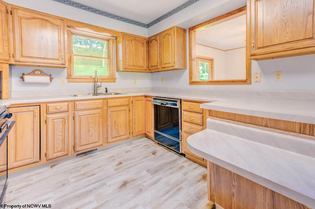 2785 Fairmont Road Morgantown, WV 26501 - Photo 3 of 20 Gallery Image 3