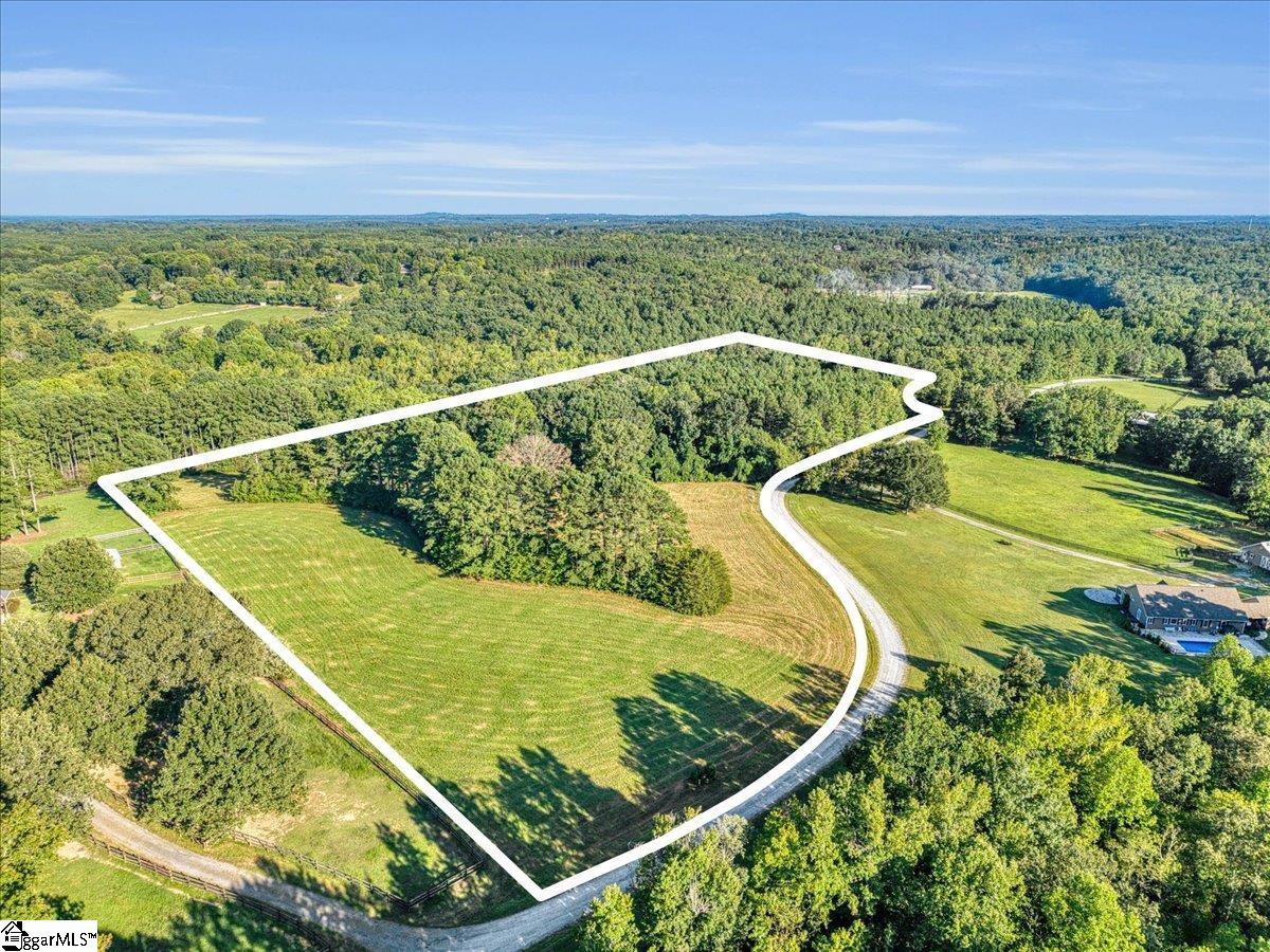 54 Stone Cottage Lane Landrum, SC 29356 - Photo 1 of 6