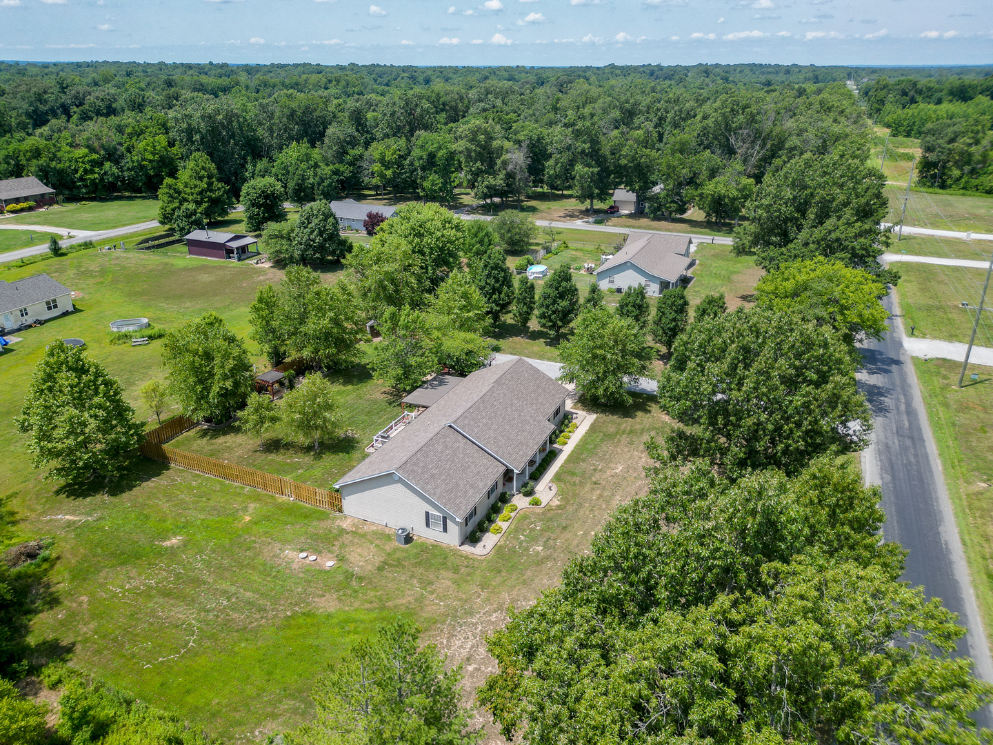 923 Sycamore Road Carbondale, IL 62901 - Photo 5 of 61