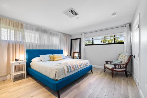 $1,750,000 | 310 Orange Way, West Palm Beach, FL 33405