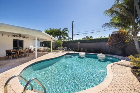 $1,750,000 | 310 Orange Way, West Palm Beach, FL 33405