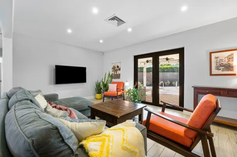 $1,750,000 | 310 Orange Way, West Palm Beach, FL 33405