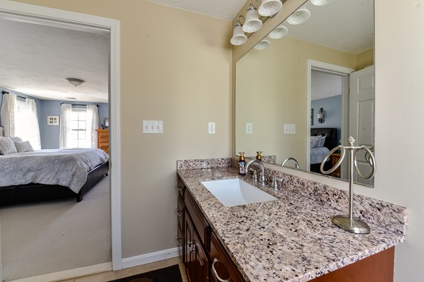 831 Marston Road Northbridge, MA 01588 - Photo 19 of 26