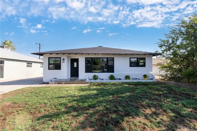 $540,999 | 557 East Trenton Street, San Bernardino, CA 92404