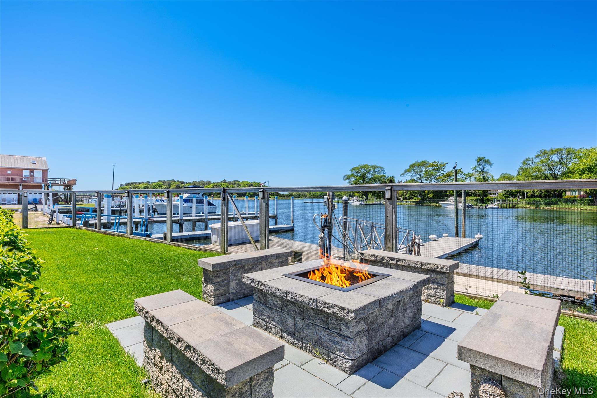 81 Beach Road Aquebogue, NY 11901 - Photo 6 of 50