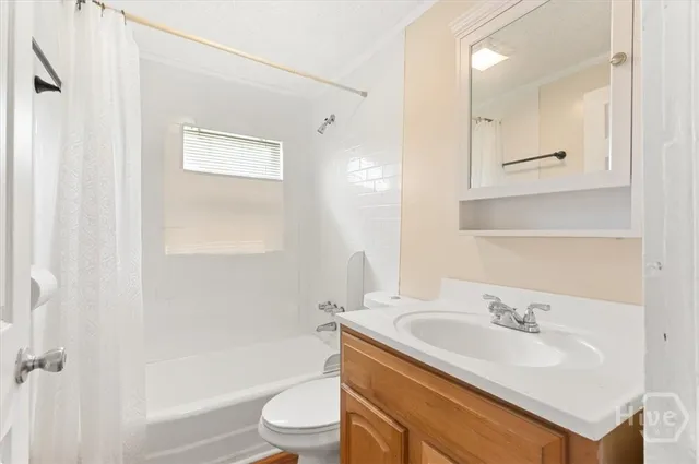 $1,500 | 1514 Augusta Avenue, Unit 1/2, Savannah, GA 31415