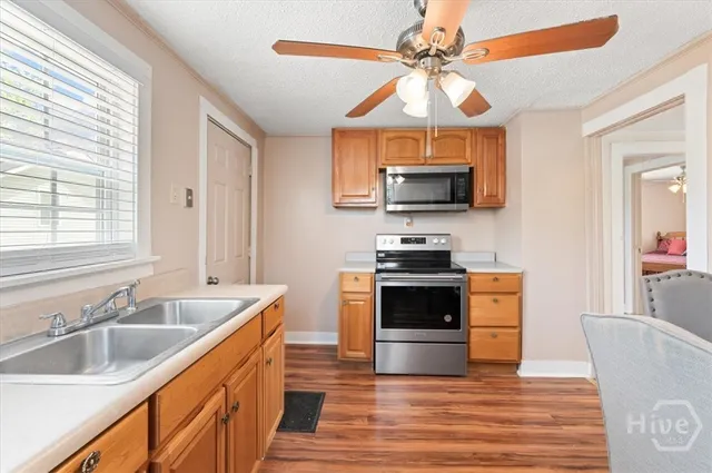 $1,500 | 1514 Augusta Avenue, Unit 1/2, Savannah, GA 31415