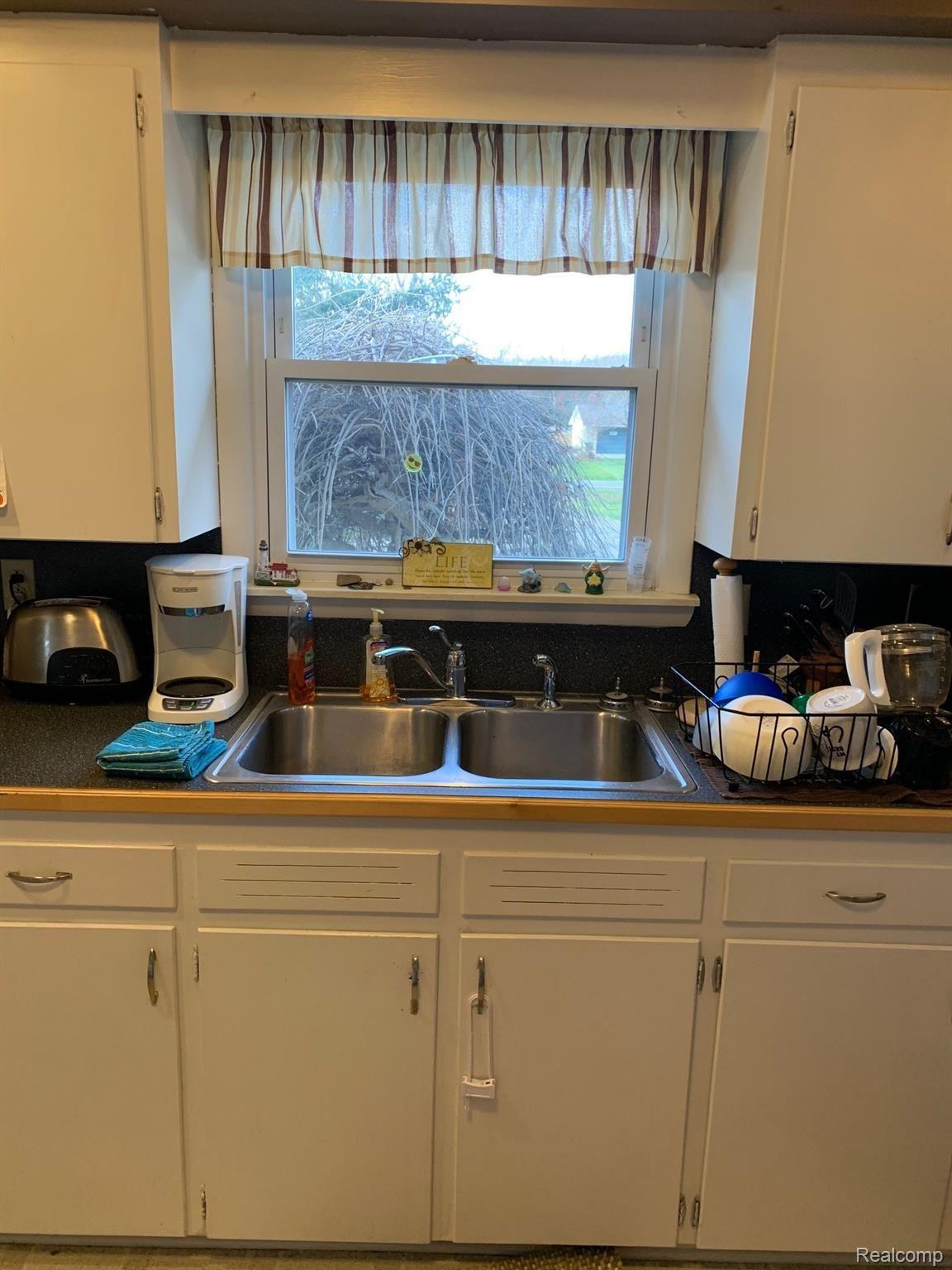 1235 Baldwin Road Lapeer, MI 48446 - Photo 6 of 29 IMG_5861.jpg