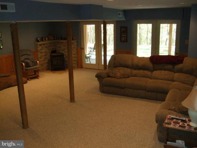 1490 Feltner Road Bluemont, VA 20135 - Photo 18 of 30 Family Room