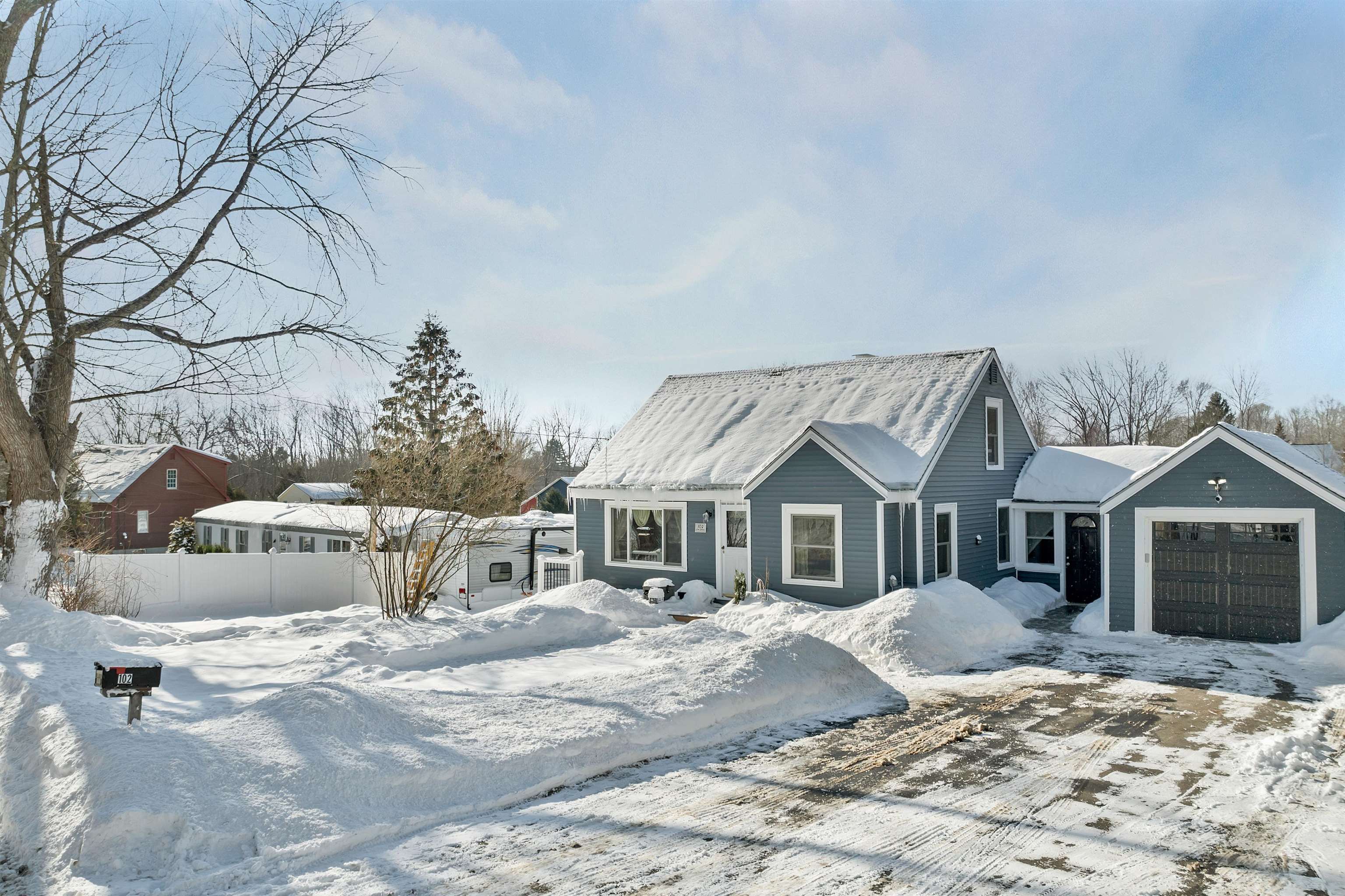 102 Elm Street Epping, NH 03042 - Photo 5 of 49