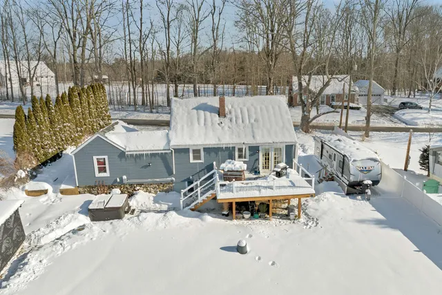 $399,900 | 102 Elm Street, Epping, NH 03042