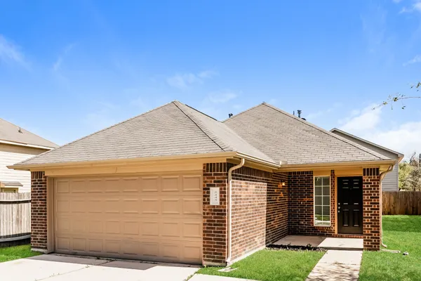 $1,925 | 2443 Gibbs Bend Court, Houston, TX 77073