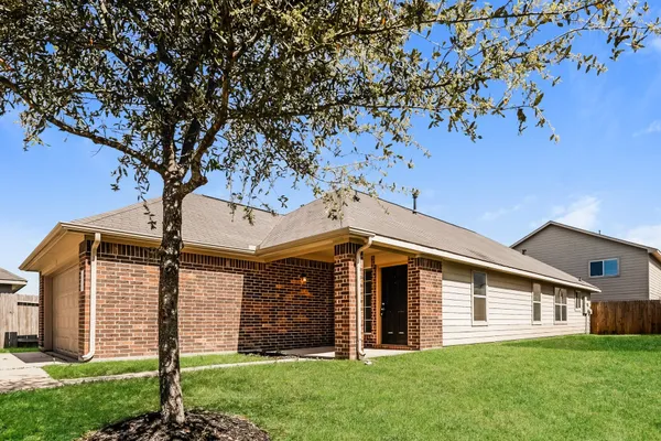 $1,925 | 2443 Gibbs Bend Court, Houston, TX 77073