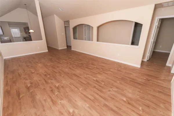 $1,925 | 2443 Gibbs Bend Court, Houston, TX 77073