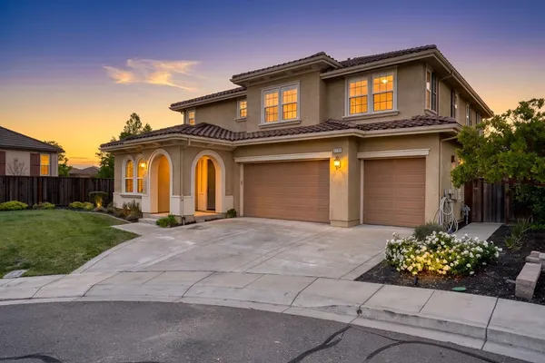 $2,588,000 | 5582 Castello Court, Dublin, CA 94568
