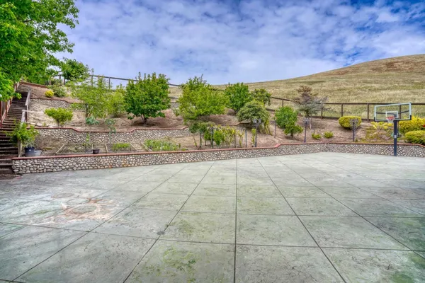 $2,588,000 | 5582 Castello Court, Dublin, CA 94568