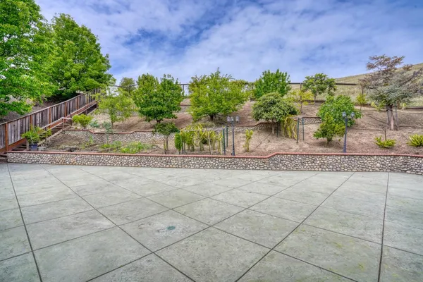$2,588,000 | 5582 Castello Court, Dublin, CA 94568