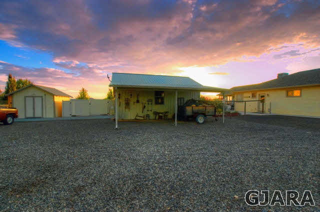 1429 Q Road Loma, CO 81524 - Photo 2 of 25 Gallery Image 2