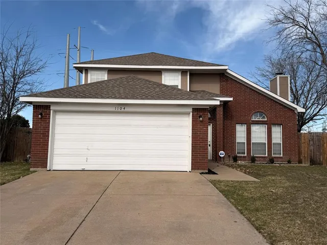 $309,900 | 1104 Union Drive, Saginaw, TX 76131