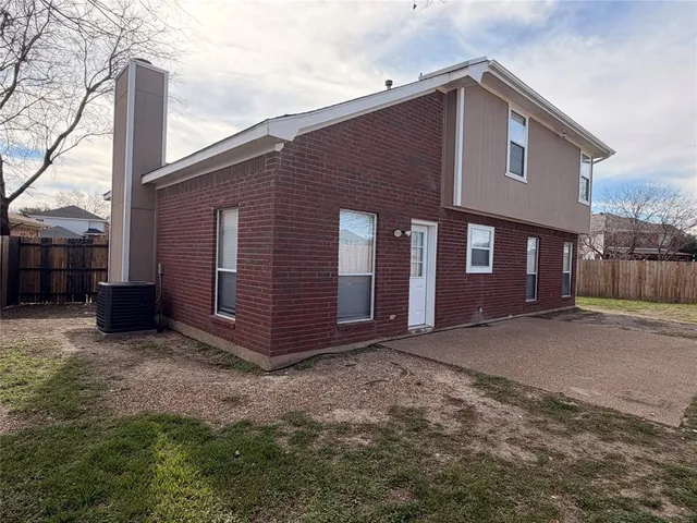 $309,900 | 1104 Union Drive, Saginaw, TX 76131