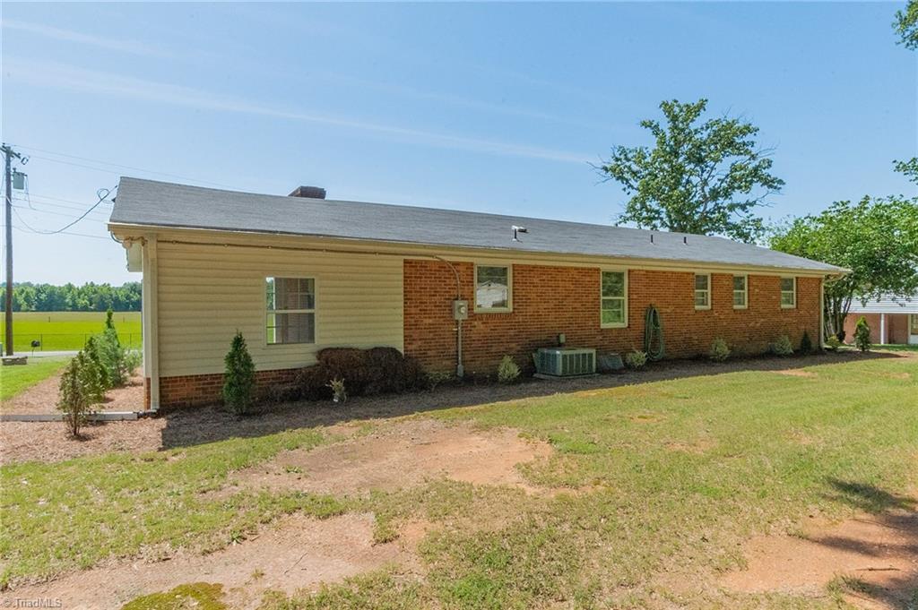 3035 Plantation Road Winston-Salem, NC 27105 - Photo 28 of 28