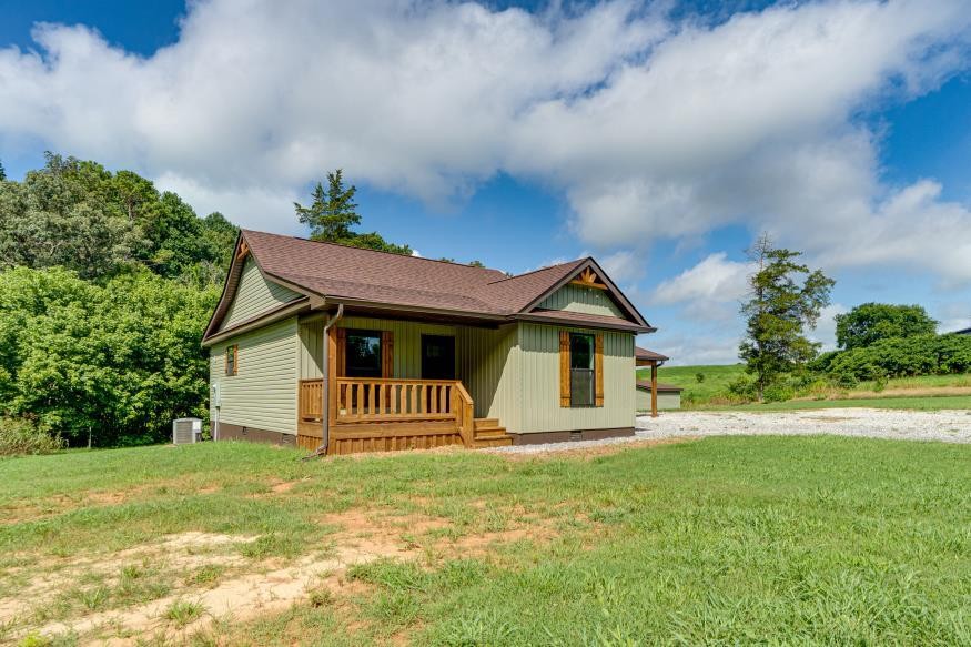 438 Randolph Fridley Road Sweetwater, TN 37874 - Photo 2 of 26 Gallery Image 2