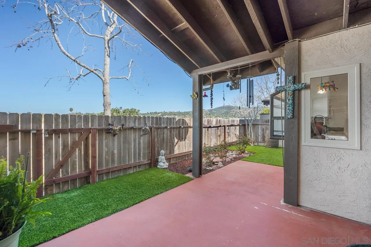 724 Nob Circle Vista, CA 92084 - Photo 13 of 30