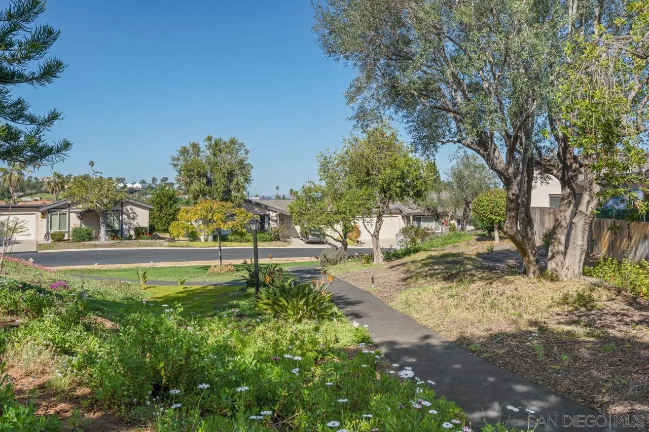 724 Nob Circle Vista, CA 92084 - Photo 24 of 30