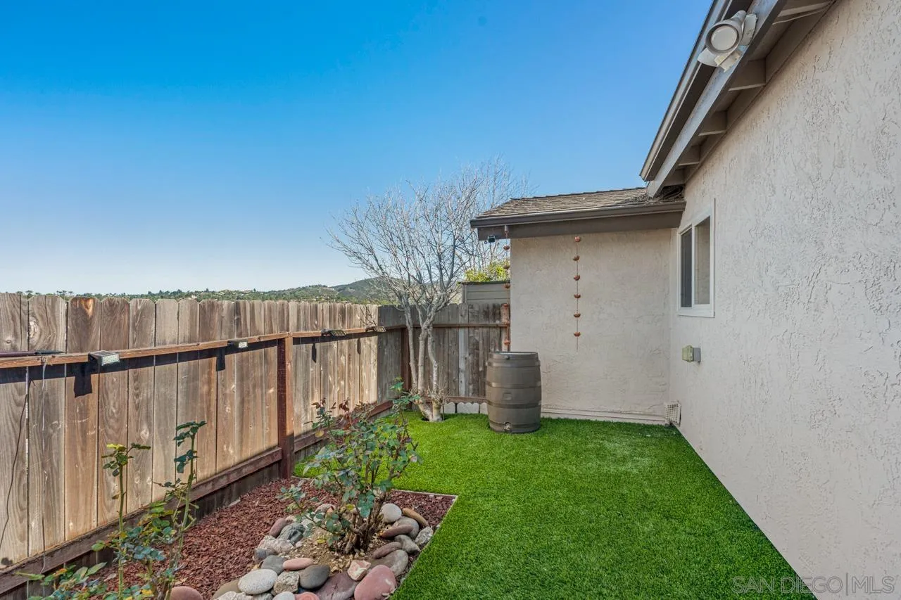 724 Nob Circle Vista, CA 92084 - Photo 29 of 30