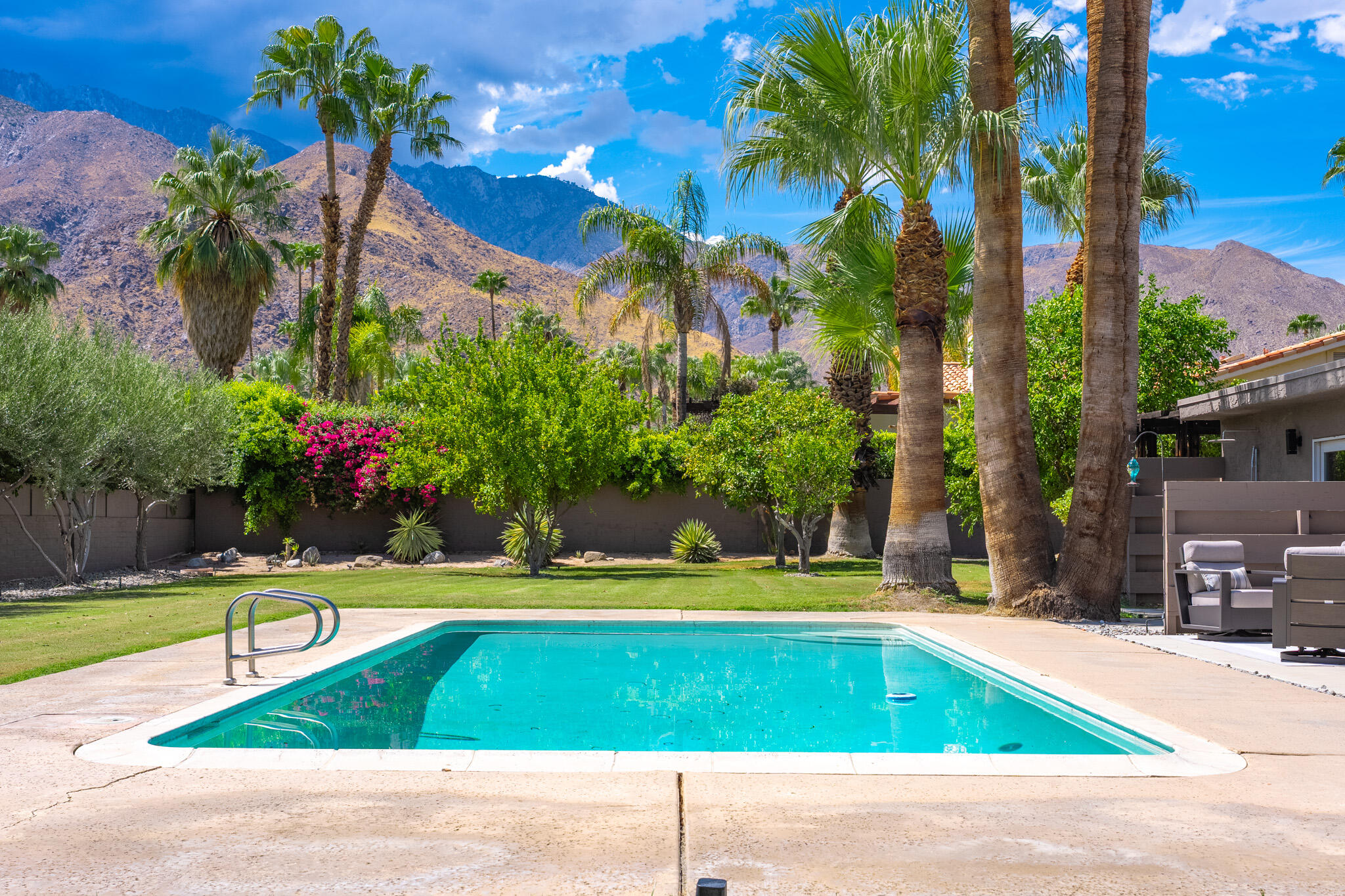 355 West Chino Canyon Road Palm Springs, CA 92262 - Photo 2 of 52 2
