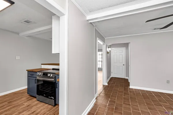 $2,050 | 17120 Willow Oak Alley, Prairieville, LA 70769