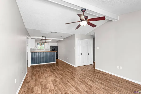 $2,050 | 17120 Willow Oak Alley, Prairieville, LA 70769