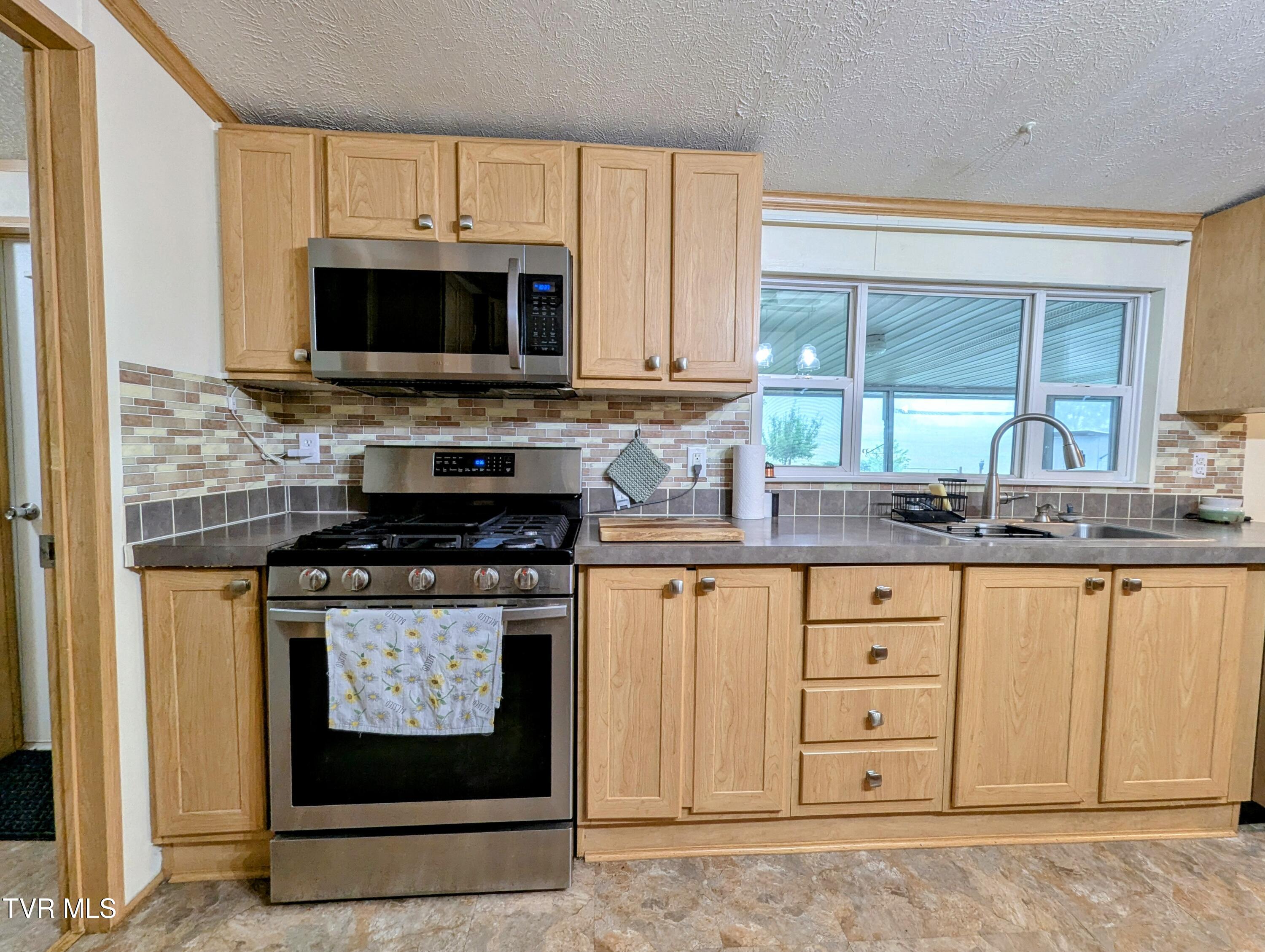 270 Payne Ridge Road Church Hill, TN 37642 - Photo 11 of 33 Kitchen,