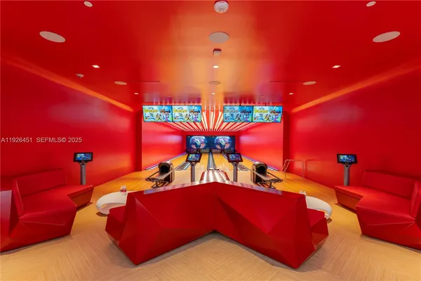 $60,000 | 17975 Collins Avenue, Unit 502, Sunny Isles Beach, FL 33160