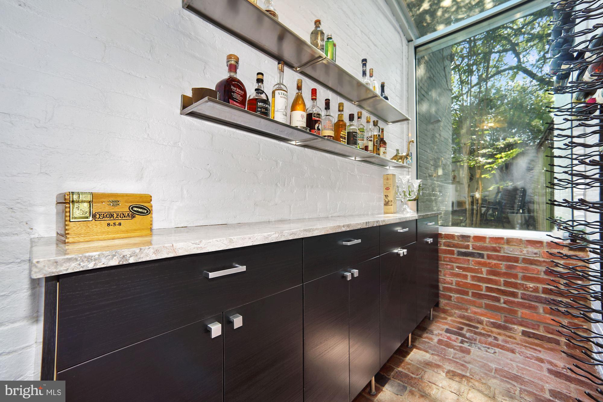 334 8th Street Southeast Washington, DC 20003 - Photo 9 of 29