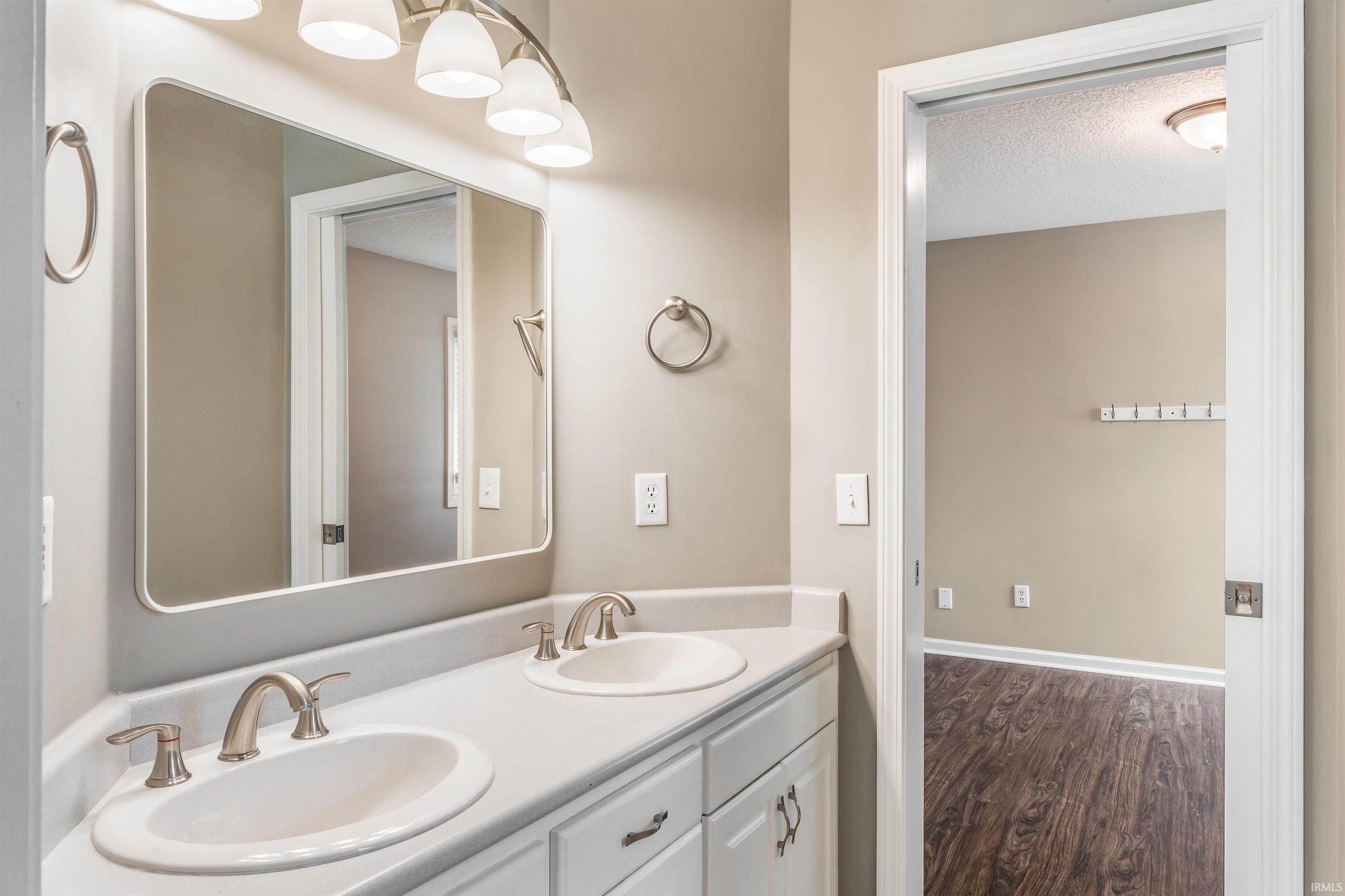 317 Ridge Hill Place Fort Wayne, IN 46804 - Photo 12 of 24