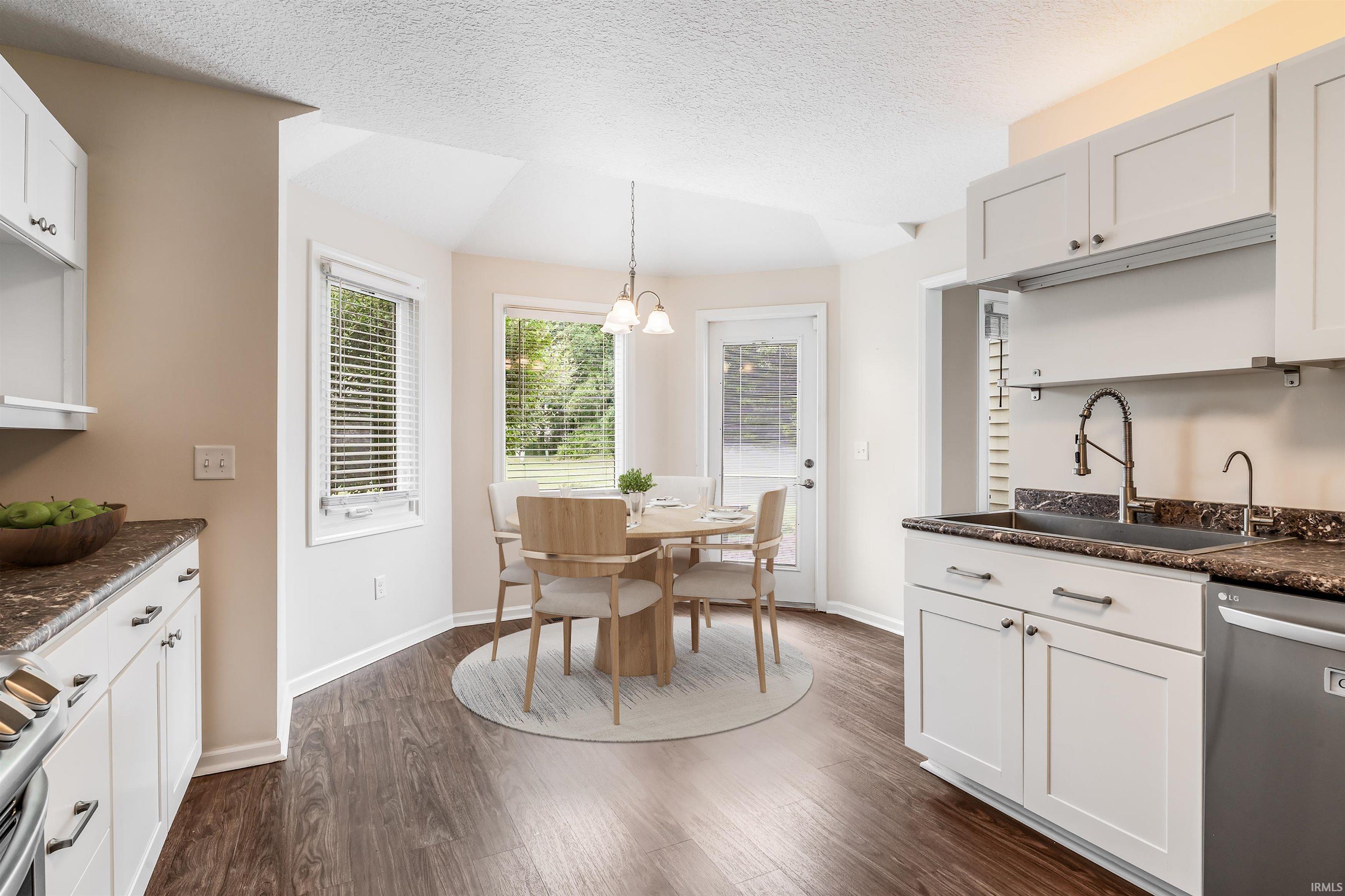 317 Ridge Hill Place Fort Wayne, IN 46804 - Photo 6 of 24