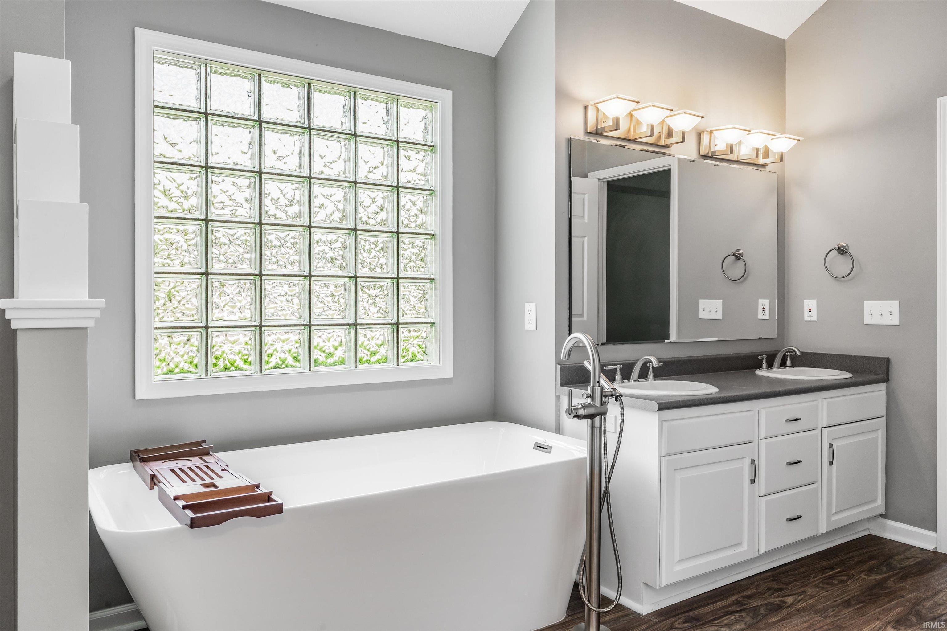 317 Ridge Hill Place Fort Wayne, IN 46804 - Photo 9 of 24