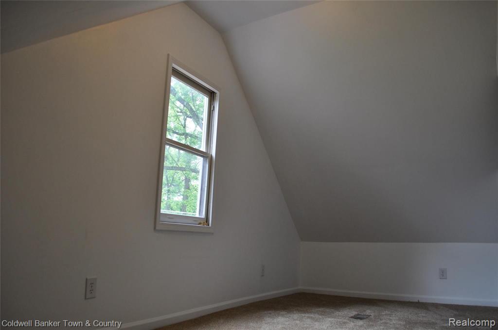 5789 George Road Pinckney, MI 48169 - Photo 18 of 27